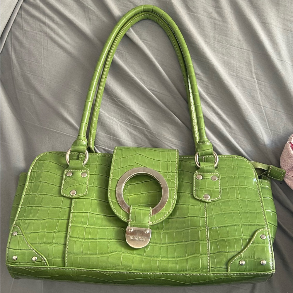lime green y2k style snakeskin shoulder bag